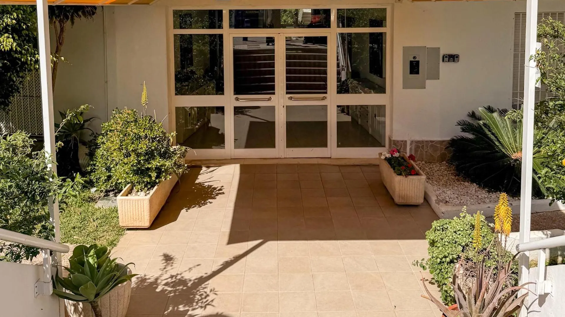 Casa La Luna- Beachfront 1Br With Sea Views Marbella Apartament