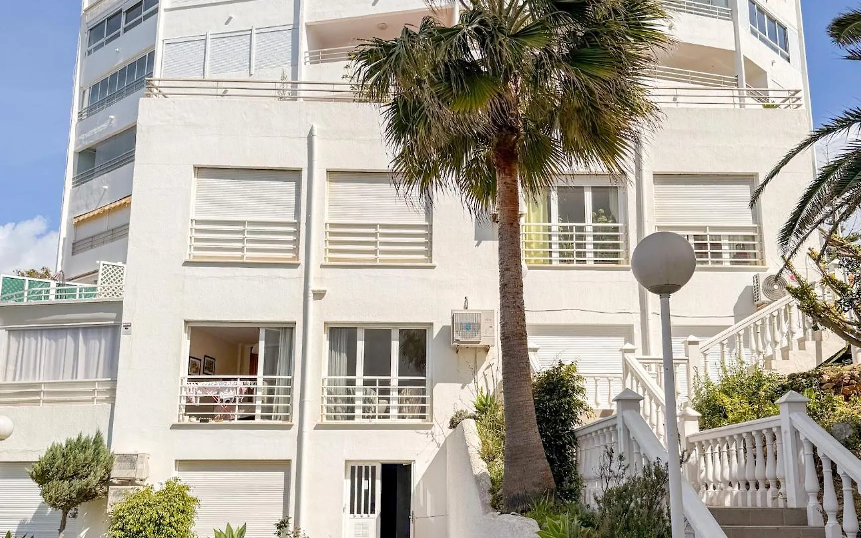 Apartament Casa La Luna- Beachfront 1Br With Sea Views Marbella