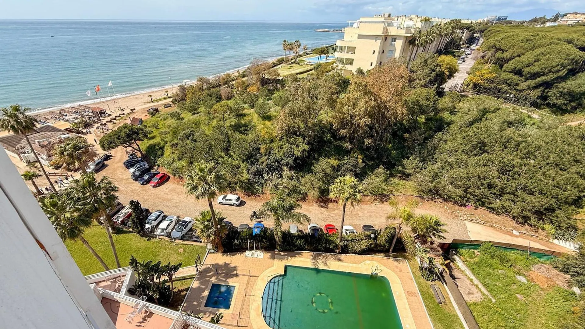 Casa La Luna- Beachfront 1Br With Sea Views Marbella Spain